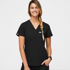 FIGS • Catarina One Pocket Scrub Top in Black Sz L